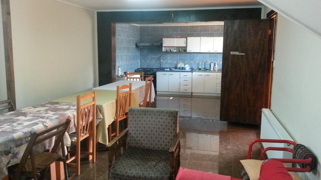 Hostal Chiloe Hostel 푼타아레나스 외부 사진